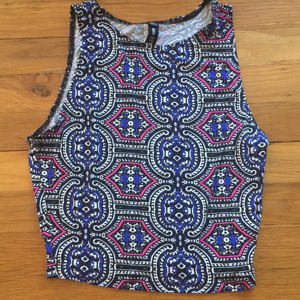 Women’s crop top